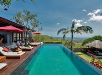 Villa Capung, Pool and Garden