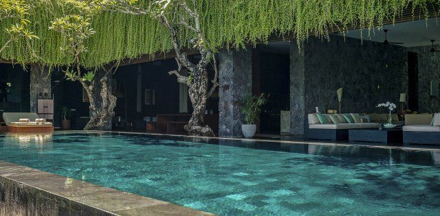 Villa Mana, Terrasse en bord de piscine