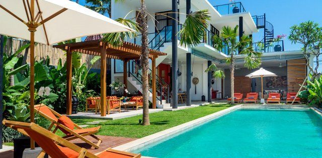 Villa Boa - Canggu Beachside Villas, terrasse de la piscine