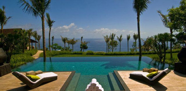 Villa Khayangan Estate, Pool With Ocean View